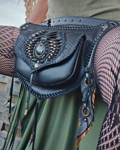 Artisan leather belt bag by Bohonito, featuring high-quality secure hardware on premium Black Boxcalf leather with interchangeable flap.